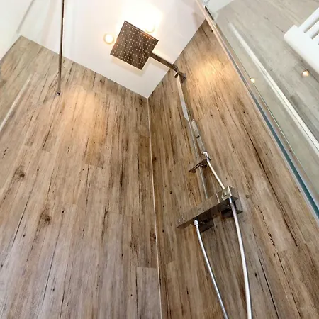 Nyaraló Uns Luett Hus Mit Sauna *