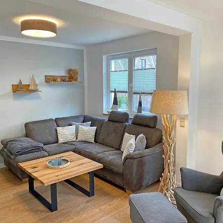 Uns Luett Hus Mit Sauna Holiday home Baabe