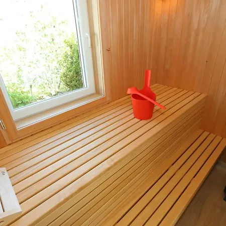 Nyaraló Uns Luett Hus Mit Sauna *