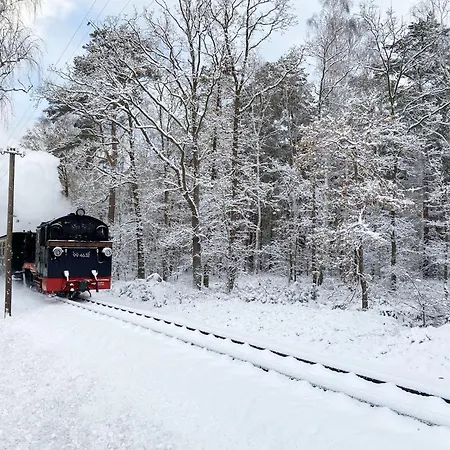 Uns Luett Hus Mit Sauna Nyaraló