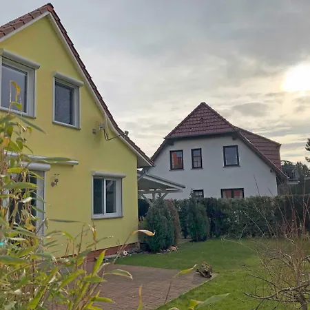 Nyaraló Uns Luett Hus Mit Sauna
